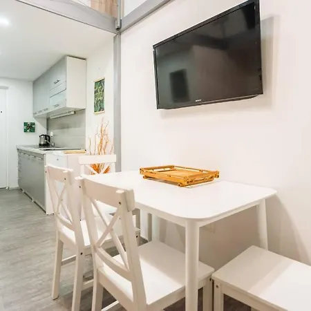 Apartment Apartma N'poznam Tobacna Ljubljana