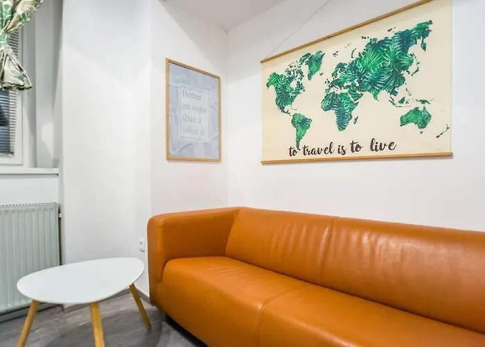 Apartma N'poznam Tobacna Appartement *