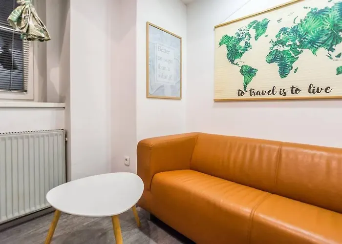 Apartma N'poznam Tobacna Appartement *